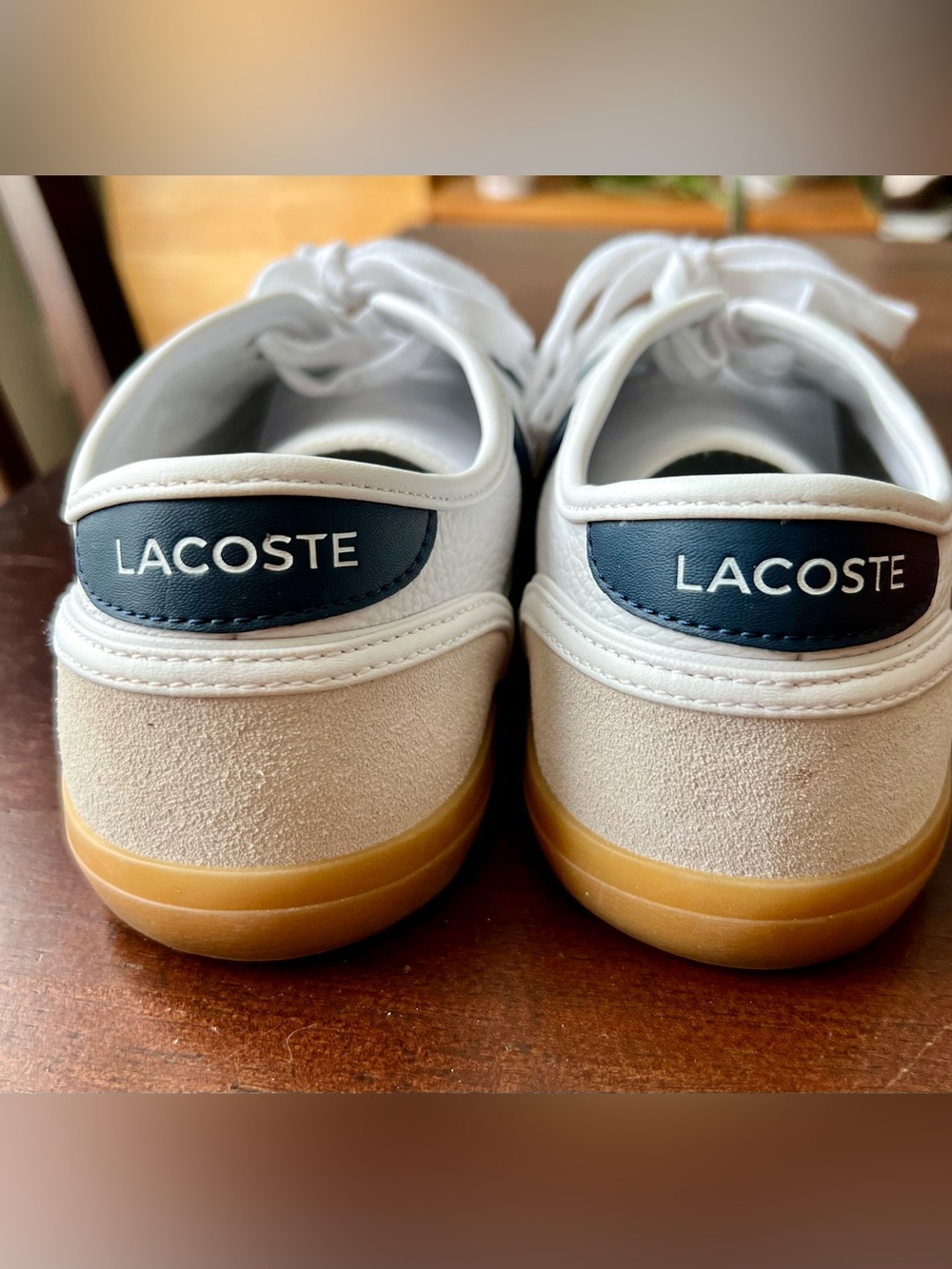 Lacoste Women’s White Leather Sneakers w/Navy Stripes  9.5 US - like new! - Picture 5 of 12